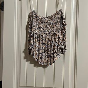 True Craft off the shoulders 3/4 sleeve top